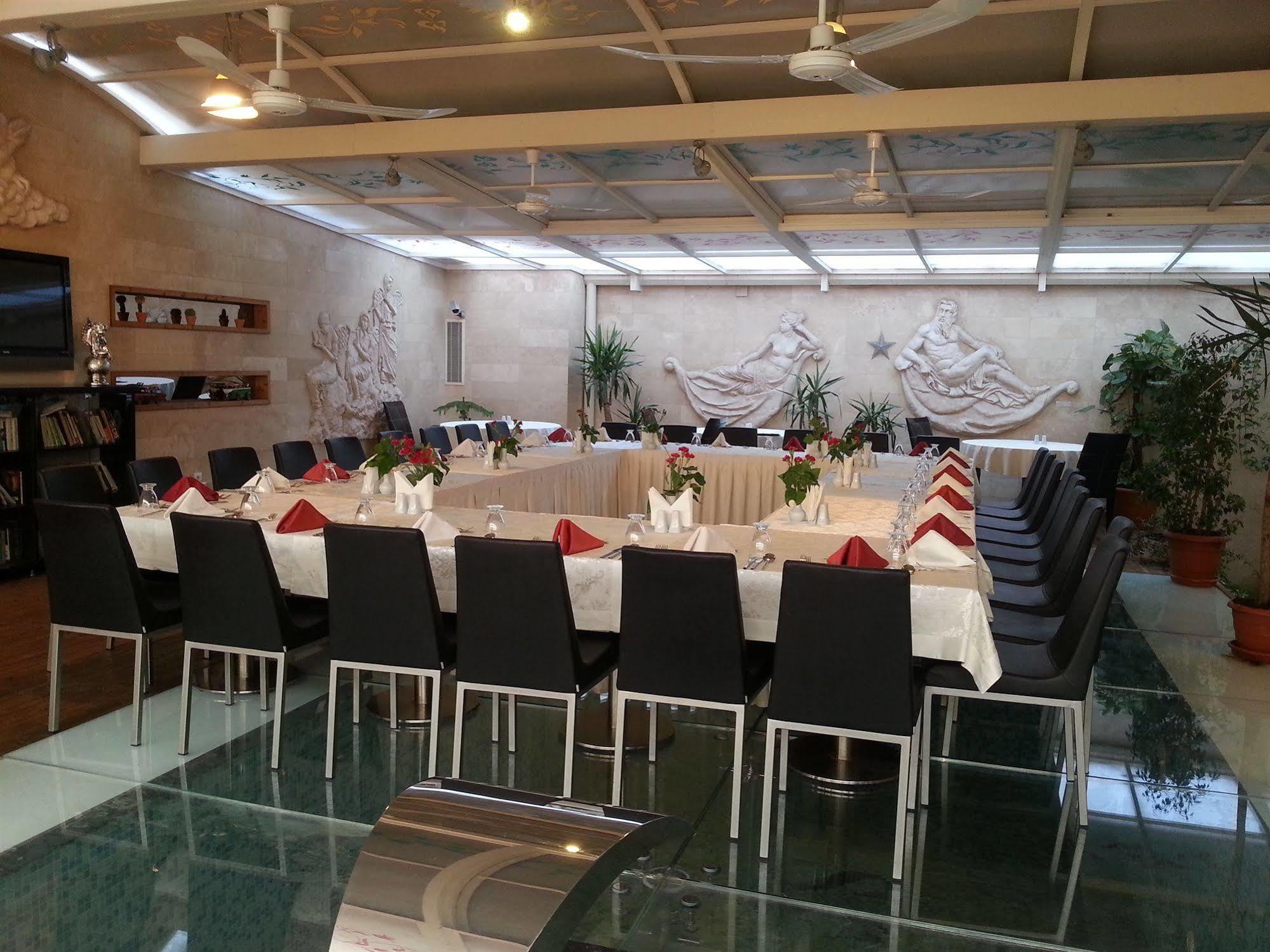 May Park Hotel İzmir Exterior photo
